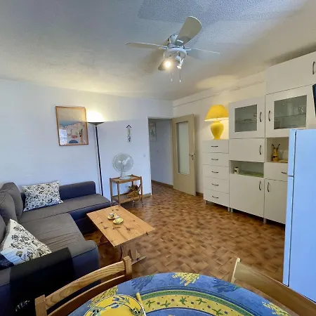 Apartment 2 Pieces, 6 Couchages, Parking, A Proximite - Fr-1-225d-194